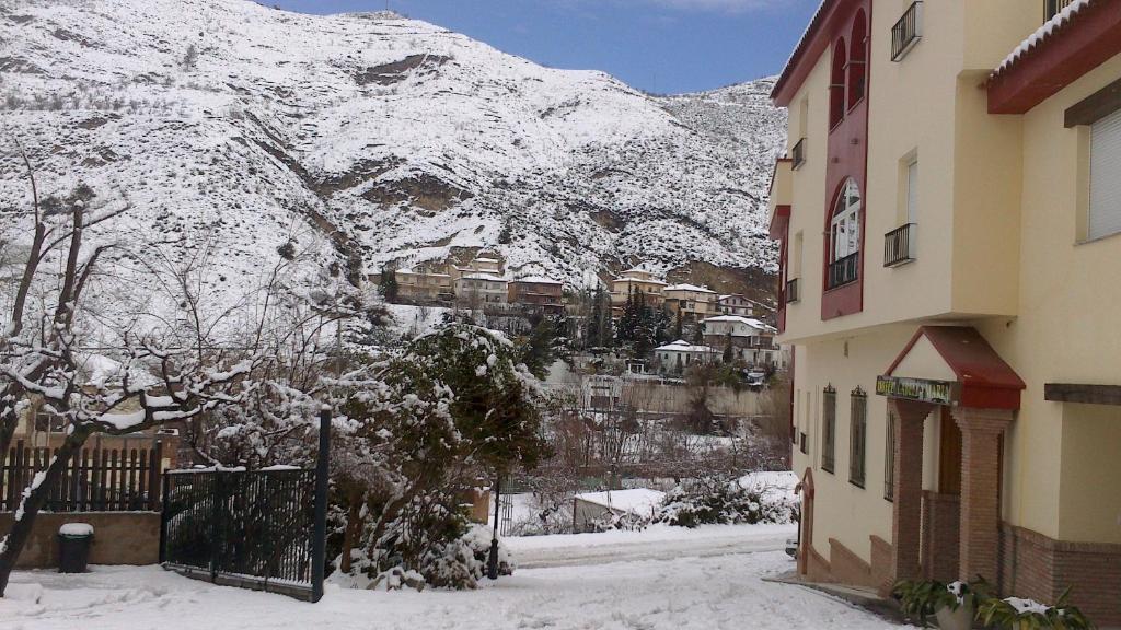 Hotel Labella Maria Pinos Genil Exterior foto