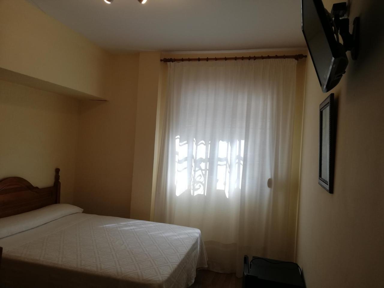 Hotel Labella Maria Pinos Genil Exterior foto